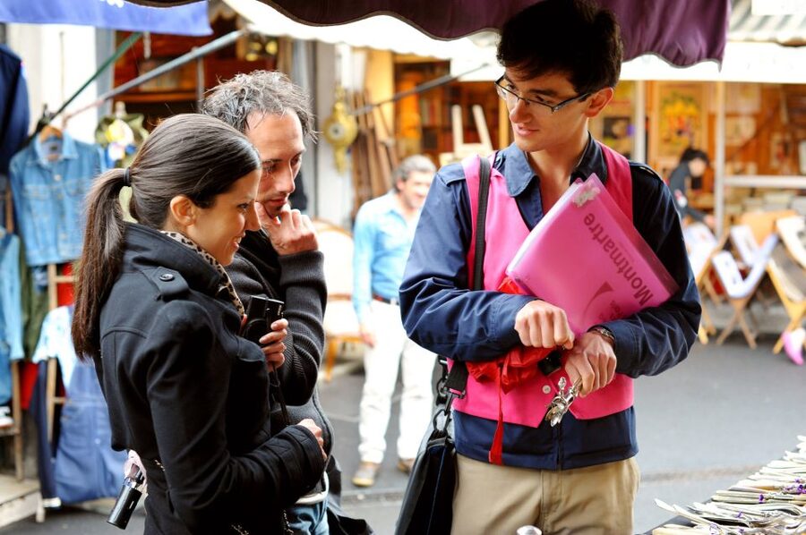 Paris: Flea Market Insider's Tour in Extra-Small Group - Negotiating Paris-style, without turning shopping into a fight
