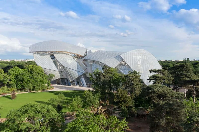 Paris: Fondation Louis Vuitton Premium Access Ticket - Permanent architectural plans and how to use the audio guide well