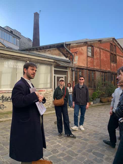 Paris: French Revolution Tour Relive the 14th July 1789 - Faubourg Saint Antoine: the neighborhood that explains the people behind the crowds