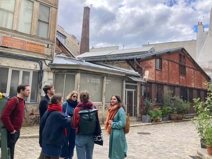 Paris: French Revolution Tour Relive the 14th July 1789 - La Folie Titon and the passage de Lhomme: small stops, big perspective