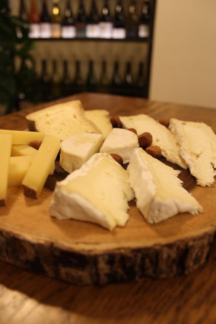 Paris: French Wine and Cheese Guided Tasting - The New Year Champagne special, and why it matters for your palate