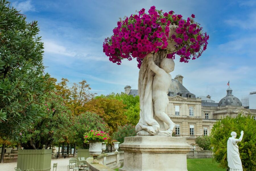 Paris: Full-Day Custom Tour with Local Guide - Arc de Triomphe: the first wow moment, plus easy orientation