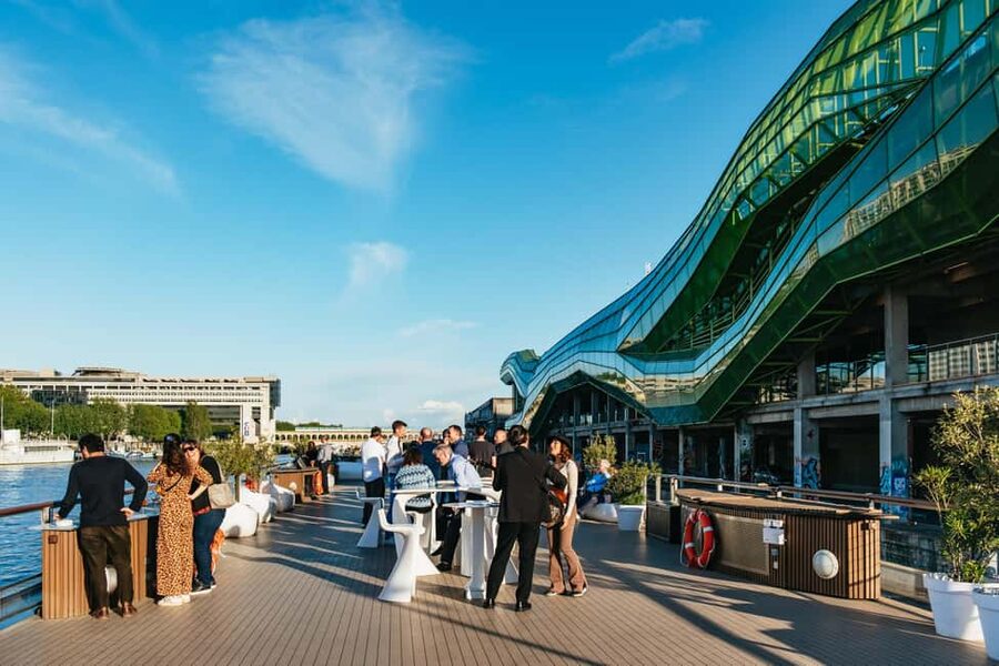 Paris: Gourmet Dinner Cruise on Seine River with Live Music - Key things I’d remember before booking
