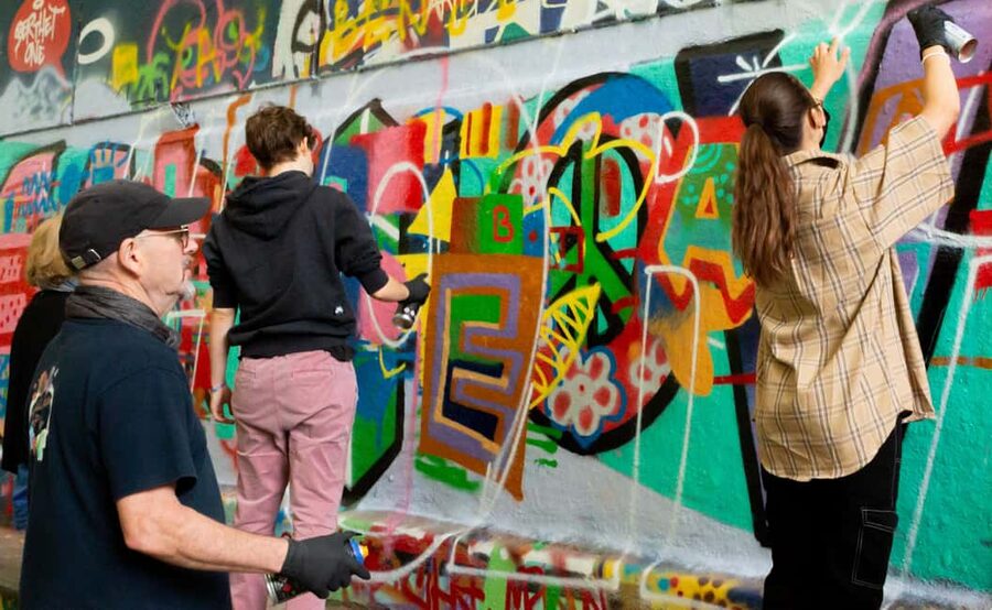 Paris: Graffiti and Street Art Workshop - The 2-Hour Flow: From Spray Basics to a Shared Mural