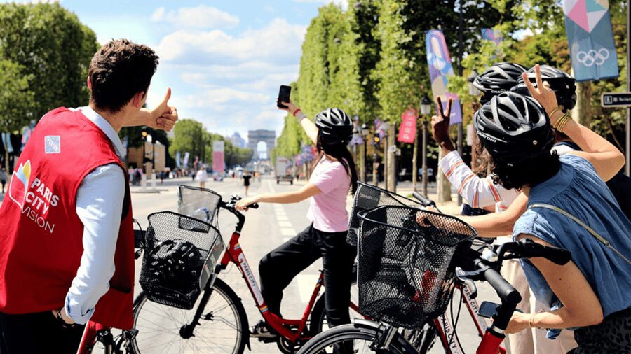 Paris Guided Bike Tour - Where you start, what you ride, and what to expect in 3 hours