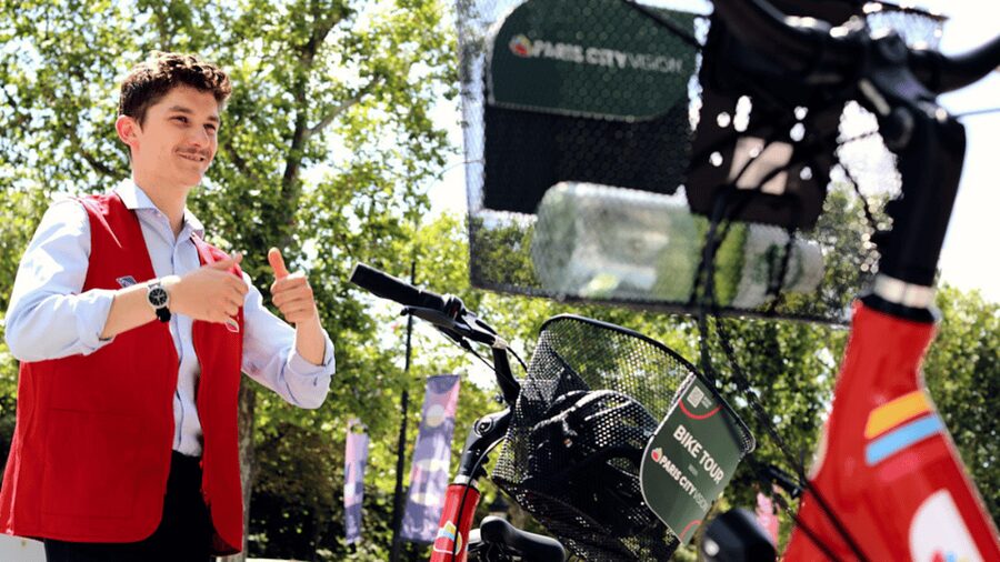 Paris Guided Bike Tour - Place de la Concorde and Saint-Germain-des-Prés: the tour closes with style