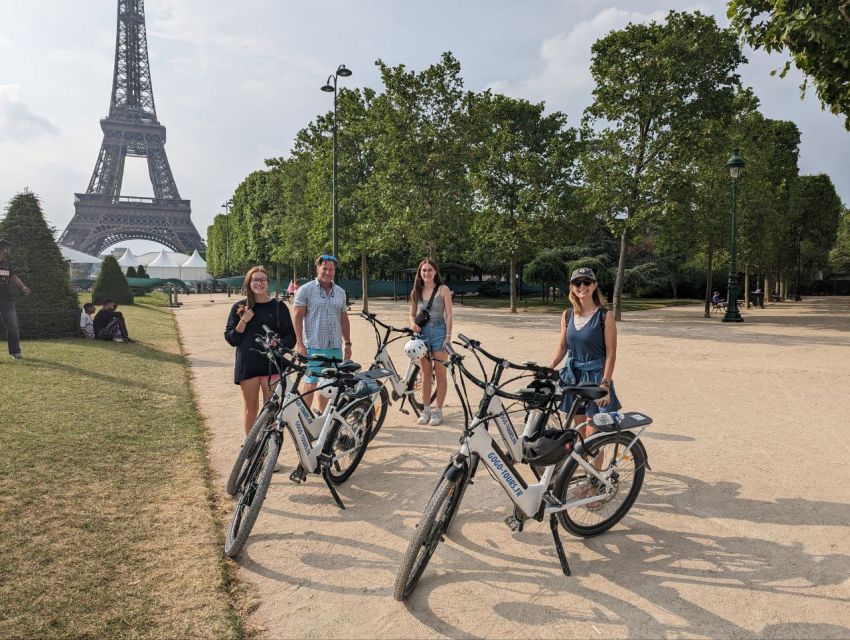 Paris: Guided Private E-bike Sightseeing Tour - Key things to know before you ride