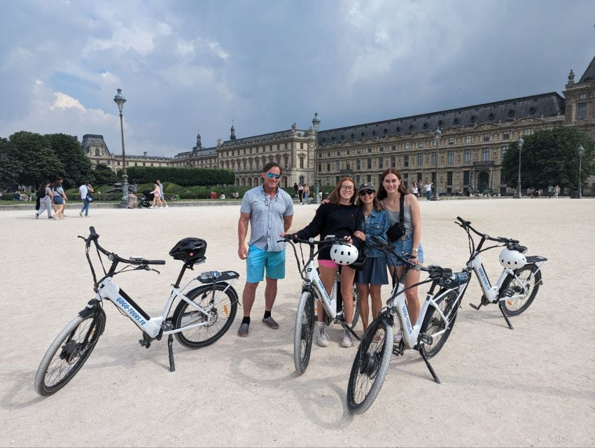 Paris: Guided Private E-bike Sightseeing Tour - Guides, storytelling, and why the ride quality can swing
