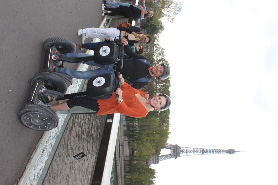 Paris: Guided Segway Tour - Louvre Museum: seeing the world’s biggest museum from the outside