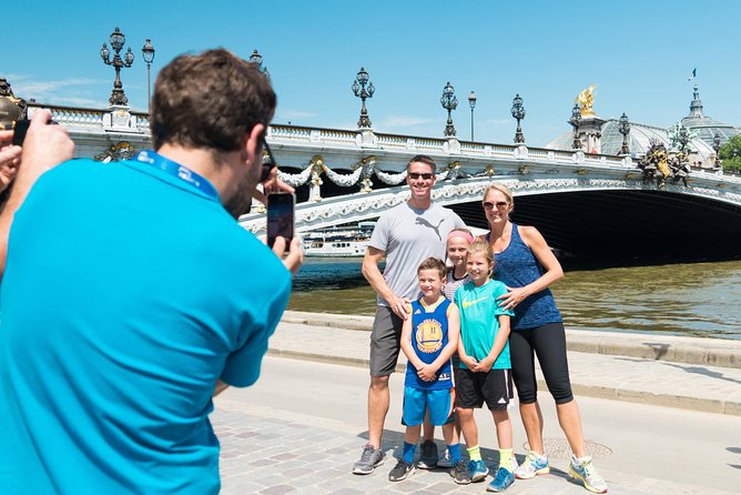 Paris Highlights Bike Tour: Eiffel Tower, Louvre and Notre-Dame - Grand Palais, Les Invalides and Pont Alexandre III