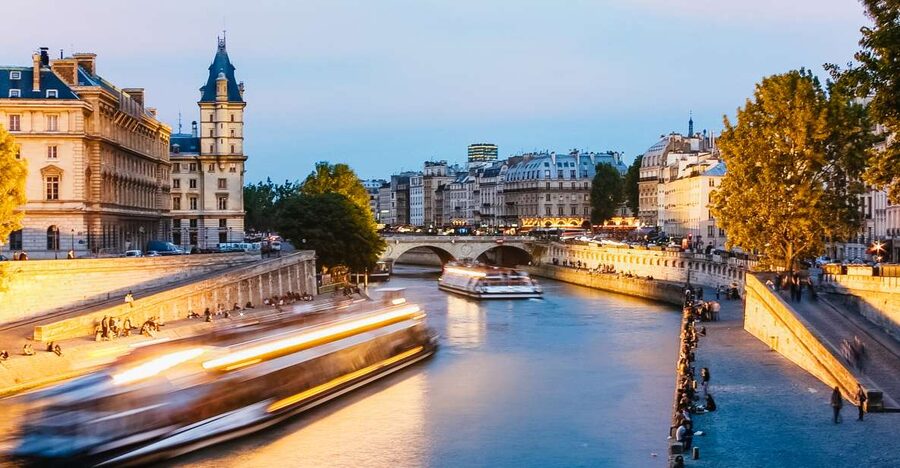 Paris: Illuminated Evening River Cruise & Waffle Tasting - Price and what you really get for $22