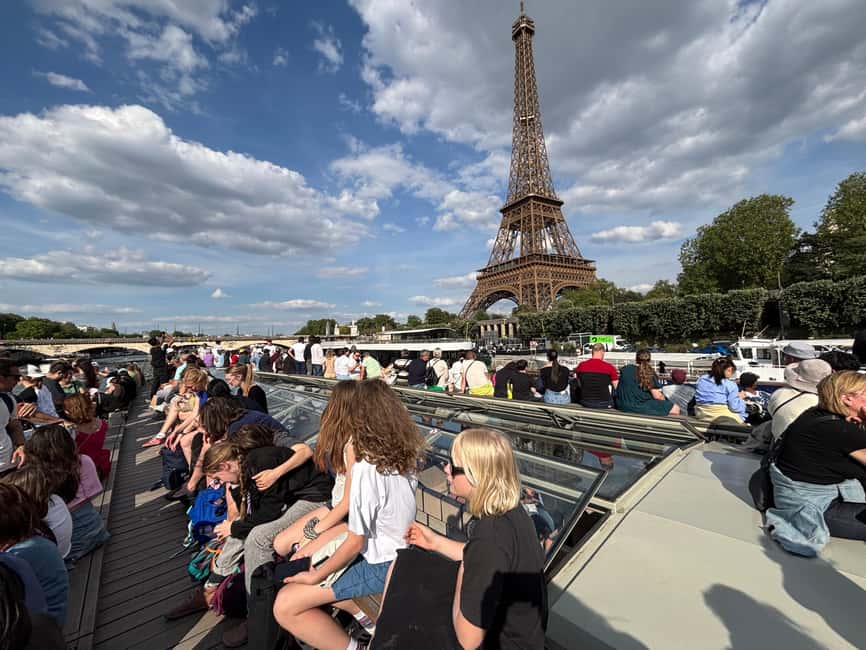 Paris: Illuminations River Cruise with Audio Commentary - Should you book this Seine cruise with audio commentary?