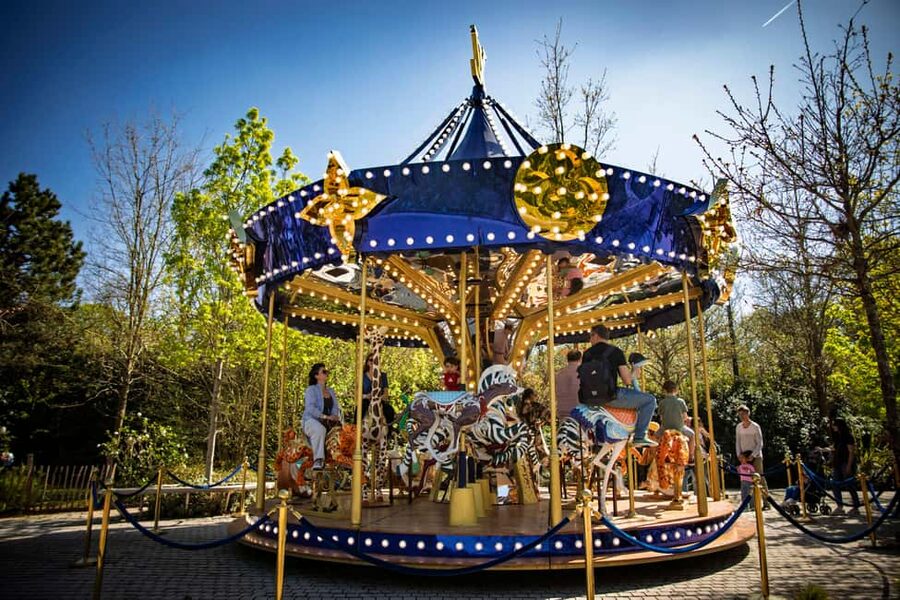 Paris: Jardin d'Acclimatation 1-Day Unlimited Pass - When rides close: how to plan around maintenance and winter downtime