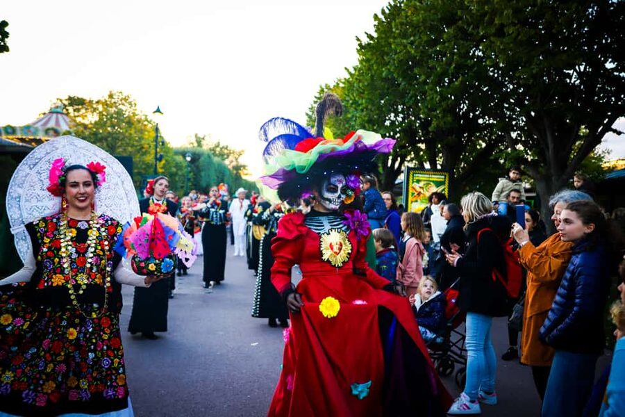 Paris: Jardin d'Acclimatation 1-Day Unlimited Pass - Getting there near Paris, plus how to skip the ticket line