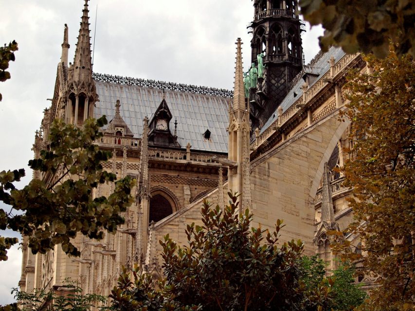 Paris Jewish History 2-Hour Private Guided Walking Tour - Vichy memorial: where the walk turns from story to consequence
