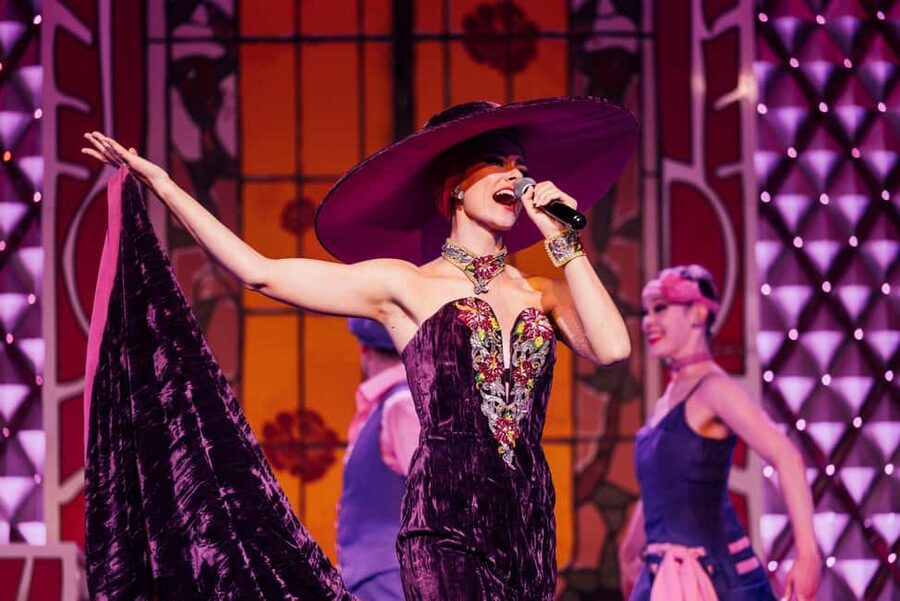 Paris: La Nouvelle Eve Cabaret Dinner Show - Price and Value for a 3-Hour Paris Dinner Show