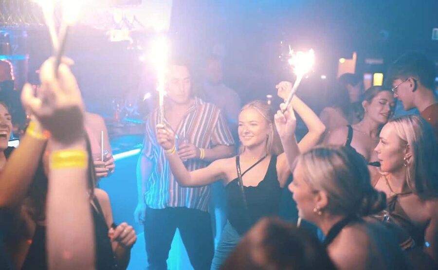 Paris: Latin Quarter Guided Pub Crawl to Bars and Clubs - Finding the Right Crowd at RoadHouse Bar, Then Getting Started
