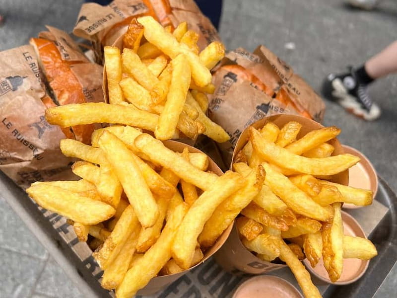 Paris: Le Marais Guided Food Tour with Tastings - Why 3 Hours in Le Marais Feels Like a Shortcut