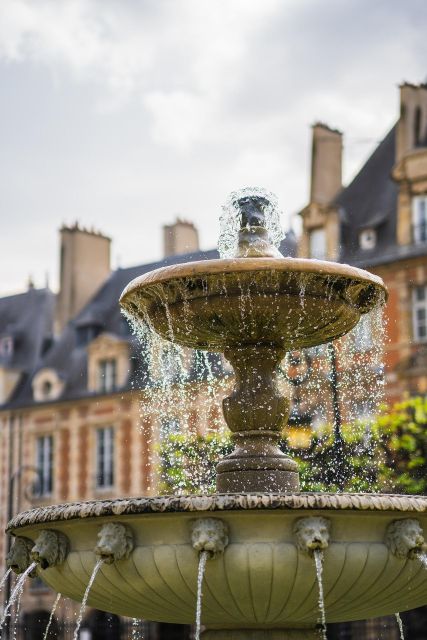 Paris: Le Marais Highlights Guided Small Group Walking Tour - Saint-Paul Church: Serenity With Real Historical Weight