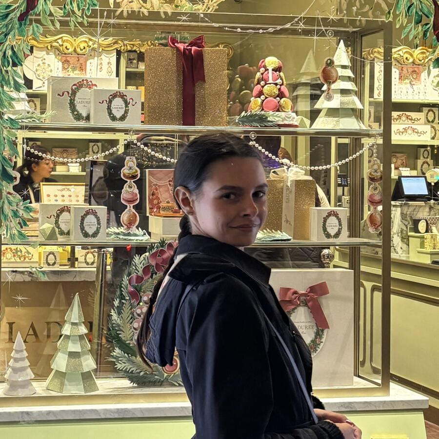 Paris: Le Marais & Montmartre Jewish History Walking Tour - Why this route fits Jewish Paris better than a single neighborhood