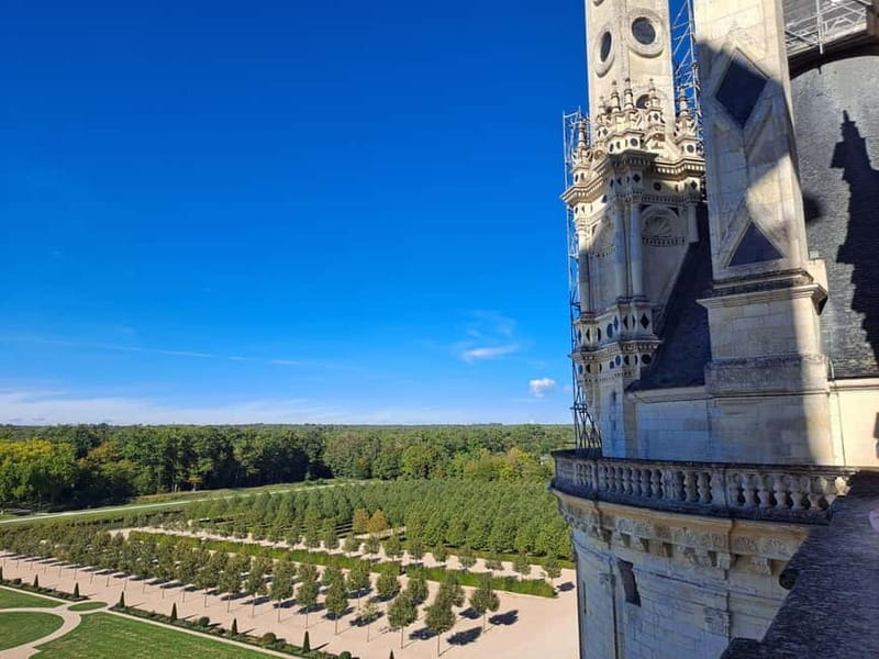 Paris: Loire Valley Castles Tour with Chambord & Chenonceau - Loire Valley in One Day: Chenonceau, Cheverny, and Chambord