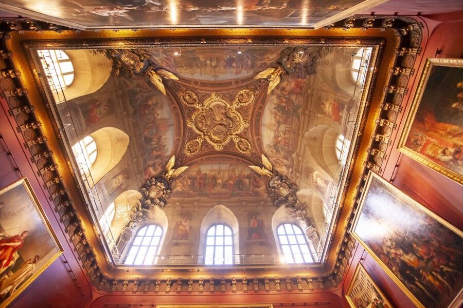 Paris Louvre: 2-Hour Private Tour for Groups or Families - Wheelchair Accessible, With Practical Limits