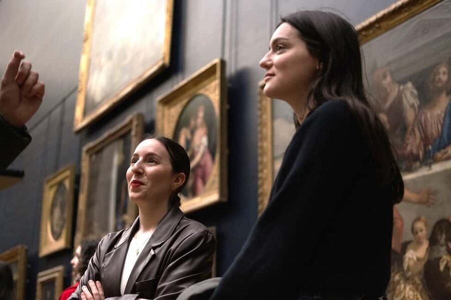 Paris: Louvre Masterpieces Tour with Pre-Reserved Tickets - Who this Louvre tour suits best