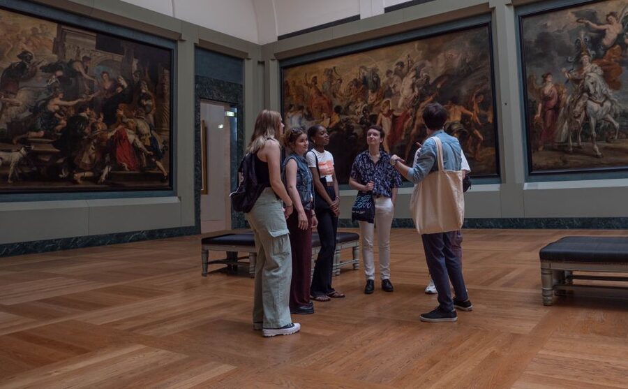 Paris: Louvre Museum Highlights and Mona Lisa Tour - Winged Victory of Samothrace: Big Drama, Real Meaning