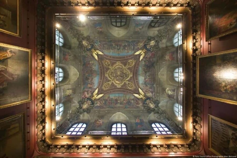 Paris: Louvre Museum Hosted Entry & Masterpieces Audio Guide - Masterpieces Audio App: What You Get and What You Must Prepare