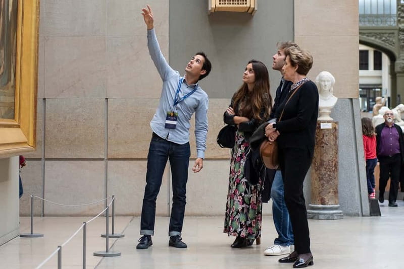 Paris: Louvre Museum Masterpieces Private Small Group Tour - Practical rules inside the Louvre you should know before you go