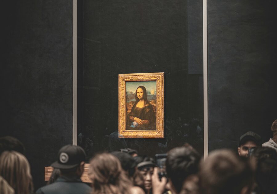 Paris: Louvre Museum Ticket & Exclusive Immersive AudioGuide - Entering via the Pyramid, Finding Your Reserved Queue Fast