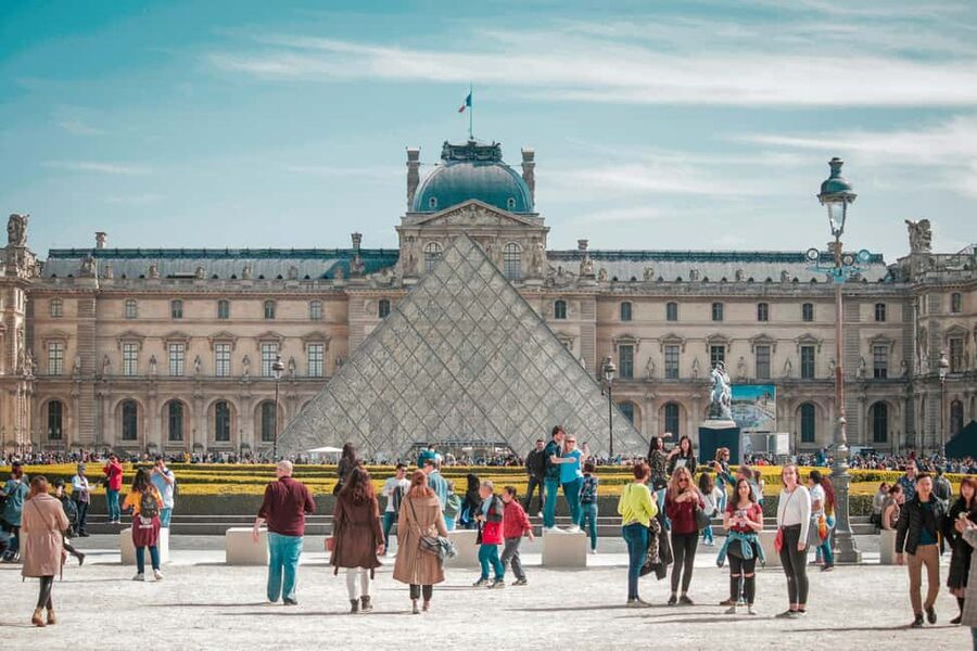 Paris: Louvre Museum Timed Entry Ticket & Pop Culture Tour - Key takeaways before you go