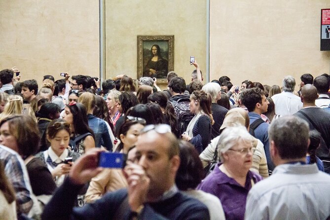 Paris: Louvre Museum Tour Mona Lisa & Iconic Masterpieces - Pyramid Entry and the Pre-Reserved Ticket Advantage