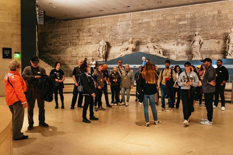 Paris: Louvre Overview, Exploration tour and Reserved Entry - The Orientation Tour Purpose: Quick Navigation, Not Exhaustive Commentary
