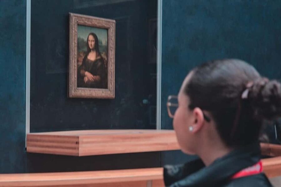 Paris: Louvre Overview, Exploration tour and Reserved Entry - From Palace Foundations to the Museum’s Big First Impression