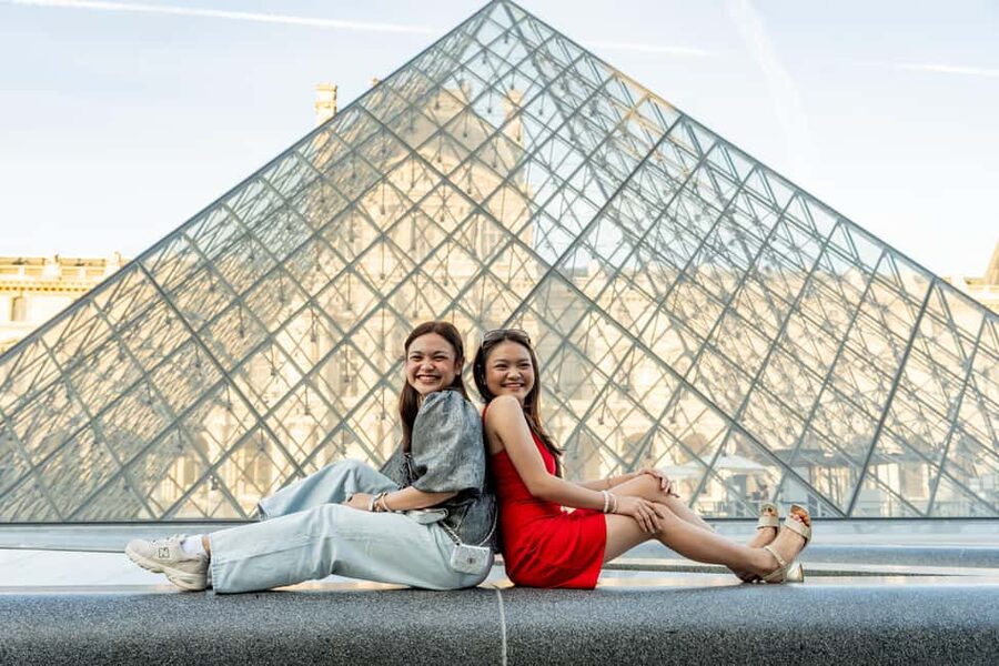 Paris: Louvre Photo Shoot - The Shot List Built Around the Glass Pyramid and Louvre Facades