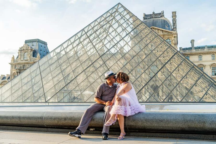 Paris: Louvre Photo Shoot - Should You Book the Louvre Photo Shoot?