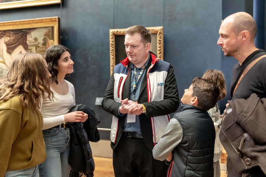 Paris: Louvre Private Family Tour for Kids + Reserved Entry - Who This Tour Fits Best