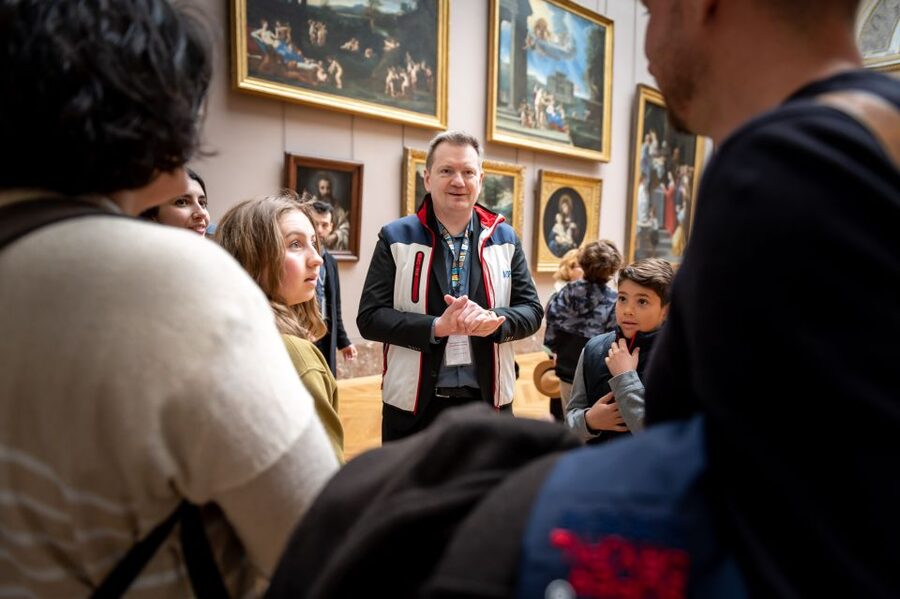 Paris: Louvre Private Family Tour for Kids + Reserved Entry - Should You Book It?
