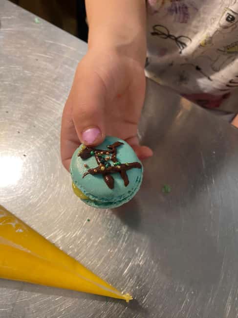 Paris: Macaron Baking Class for Families and Kids - Handling Different Ages Without Losing the Whole Group