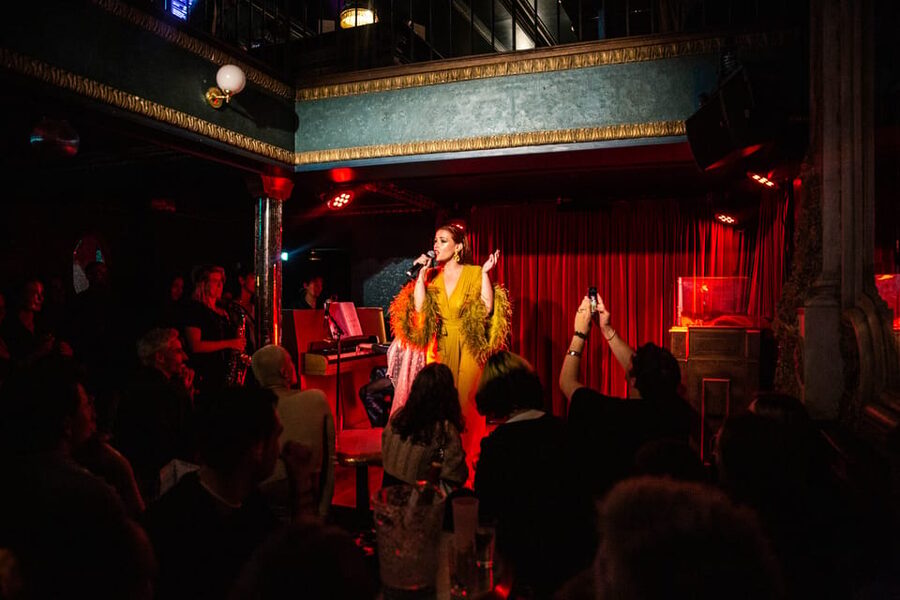 Paris: Madame Arthur Cabaret Show Ticket - Rules and House Details That Affect Your Night