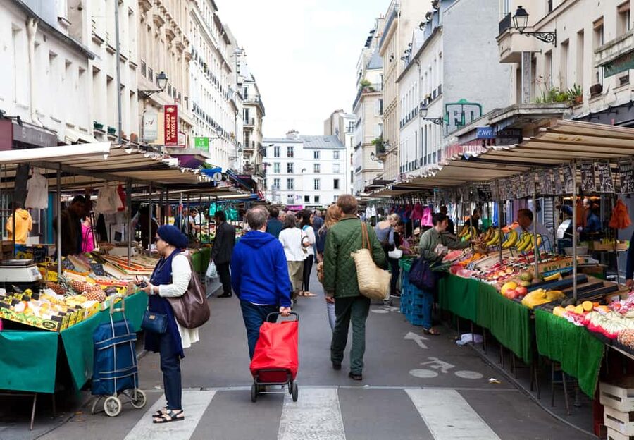Paris Marais Bike Tour with Cheese & Sweet Tastings - Comfort, rain-proof planning, and who should book this ride