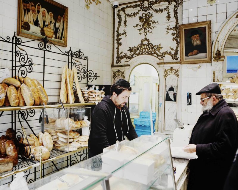 Paris: Marais District & Jewish Quarter Guided Tour 12 guest - Saint-Paul-Saint-Louis and Hôtel de Sully, where the Marais starts to make sense