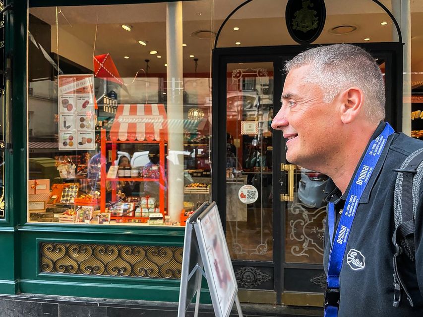 Paris: Montmartre Cheese, Wine & Pastry Guided Walking Tour - Sacré Coeur viewpoints: the best payoff for your walking time