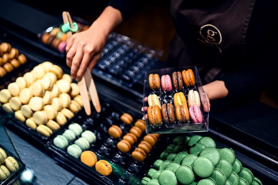 Paris: Montmartre Chocolate & Pastries Tour with 8+ Tastings - What the Price Pays For (and What You Can Compare It To)