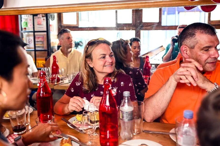 Paris: Montmartre Food Tour with 10 Local Tastings & Wines - Price and Value: Why $99 Makes Sense for a 10-Tasting, Wine-Included Walk