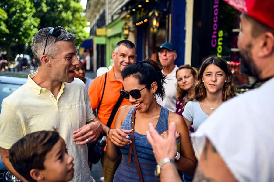 Paris: Montmartre Food Tour with 10 Local Tastings & Wines - Who This Montmartre Food Tour Fits Best