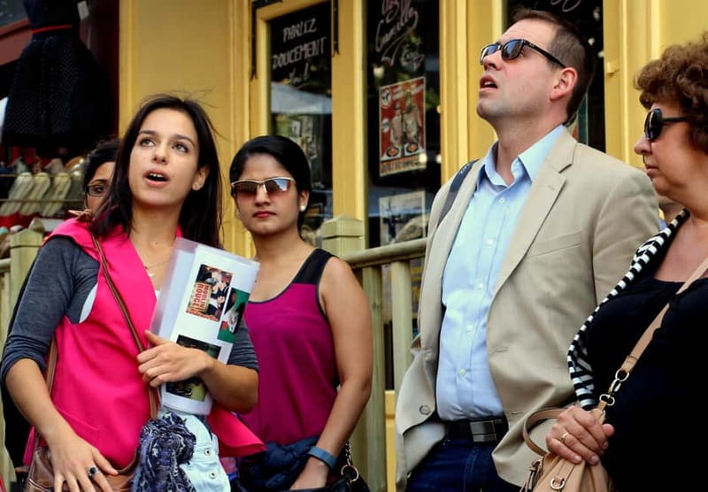 Paris: Montmartre Guided Walking Tour - Moulin Rouge: the gateway stop with scenic Paris views