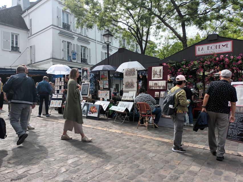 Paris: Montmartre Small Group Guided Walking Tour - Lapin Agile, Clos Montmartre Vineyards, and Moulin de la Galette