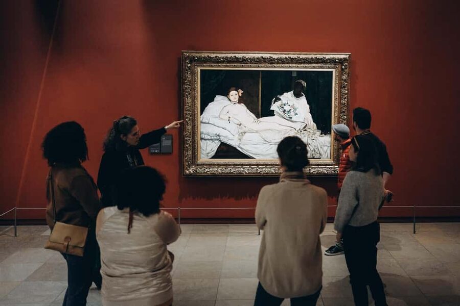 Paris: Musée d’Orsay Ticket and Guided Tour - Why the guide matters at Orsay, especially in crowded galleries